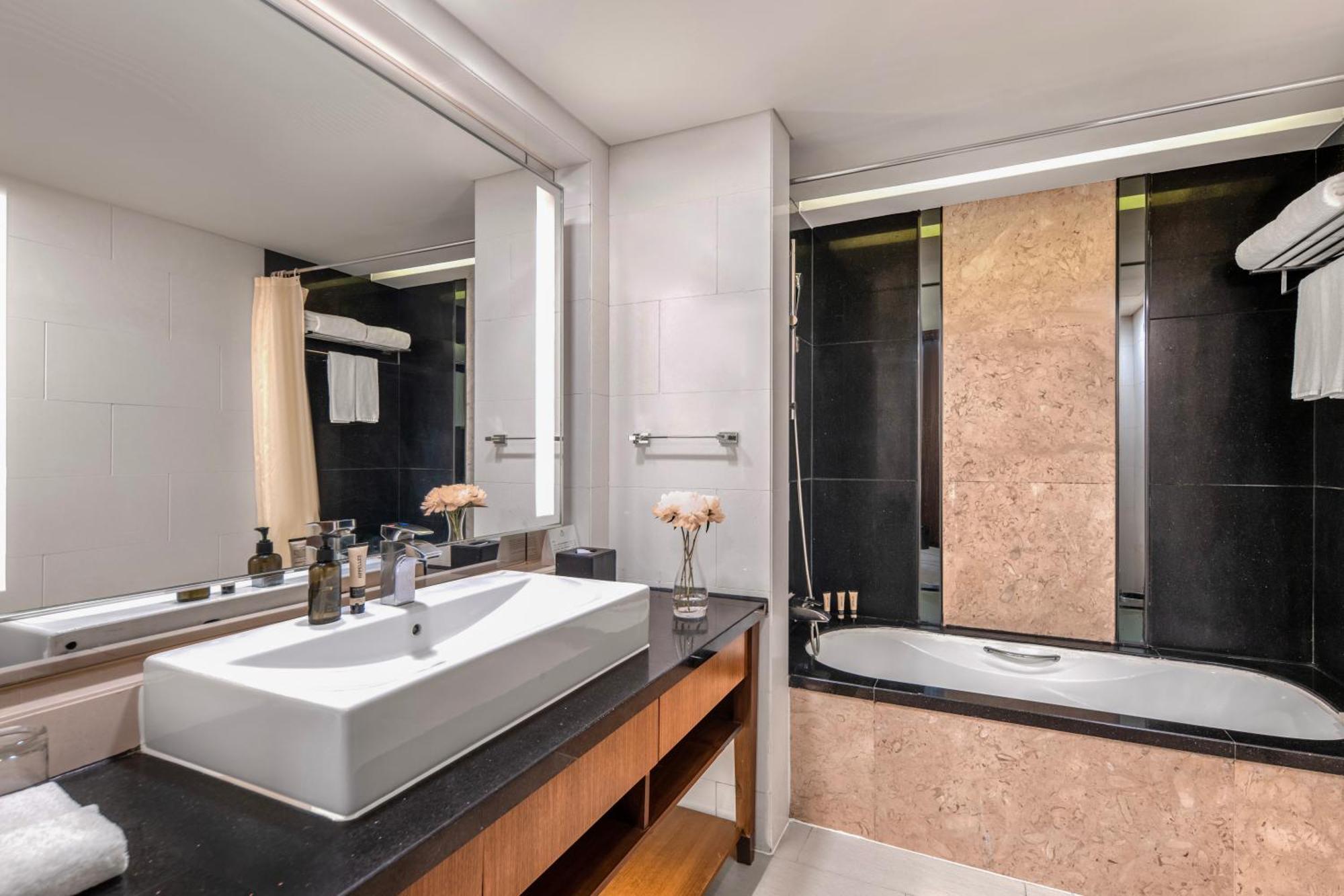 Ascott Huai Hai Road Shanghai, Xintiandi Dış mekan fotoğraf